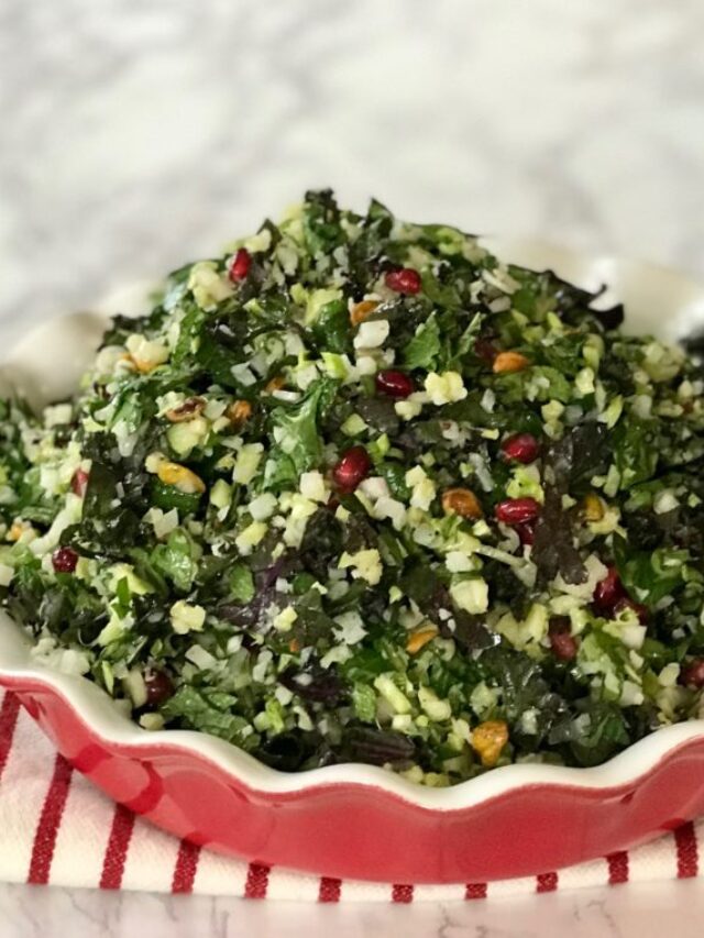 Grain-free Cauliflower Tabbouleh in a red pie plate.