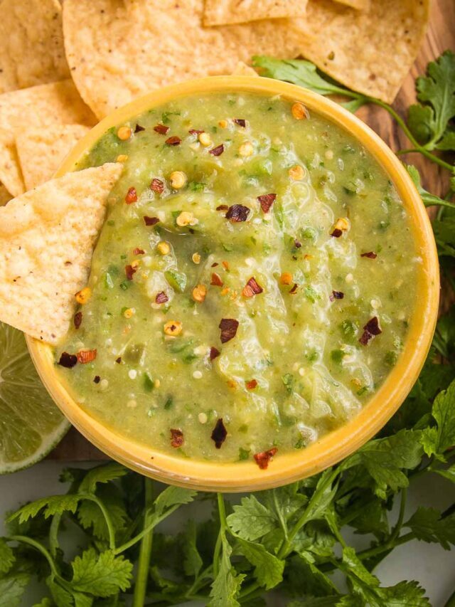 Roasted Tomatillo Salsa Recipe