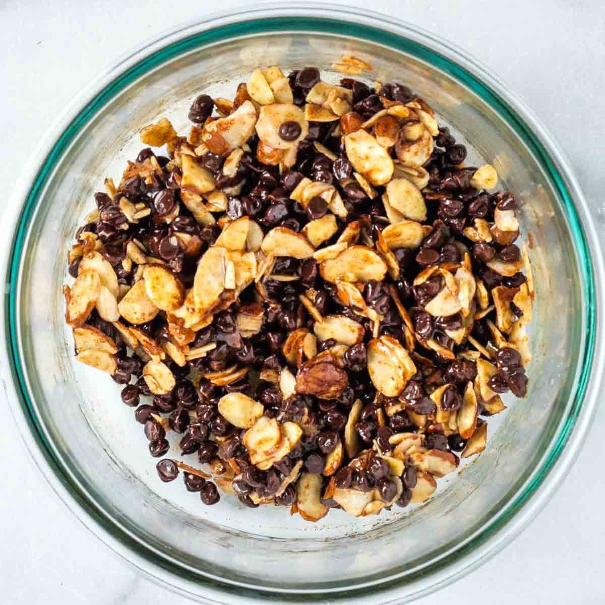 Mixture of nuts, chocolate chips, spices and honey. 